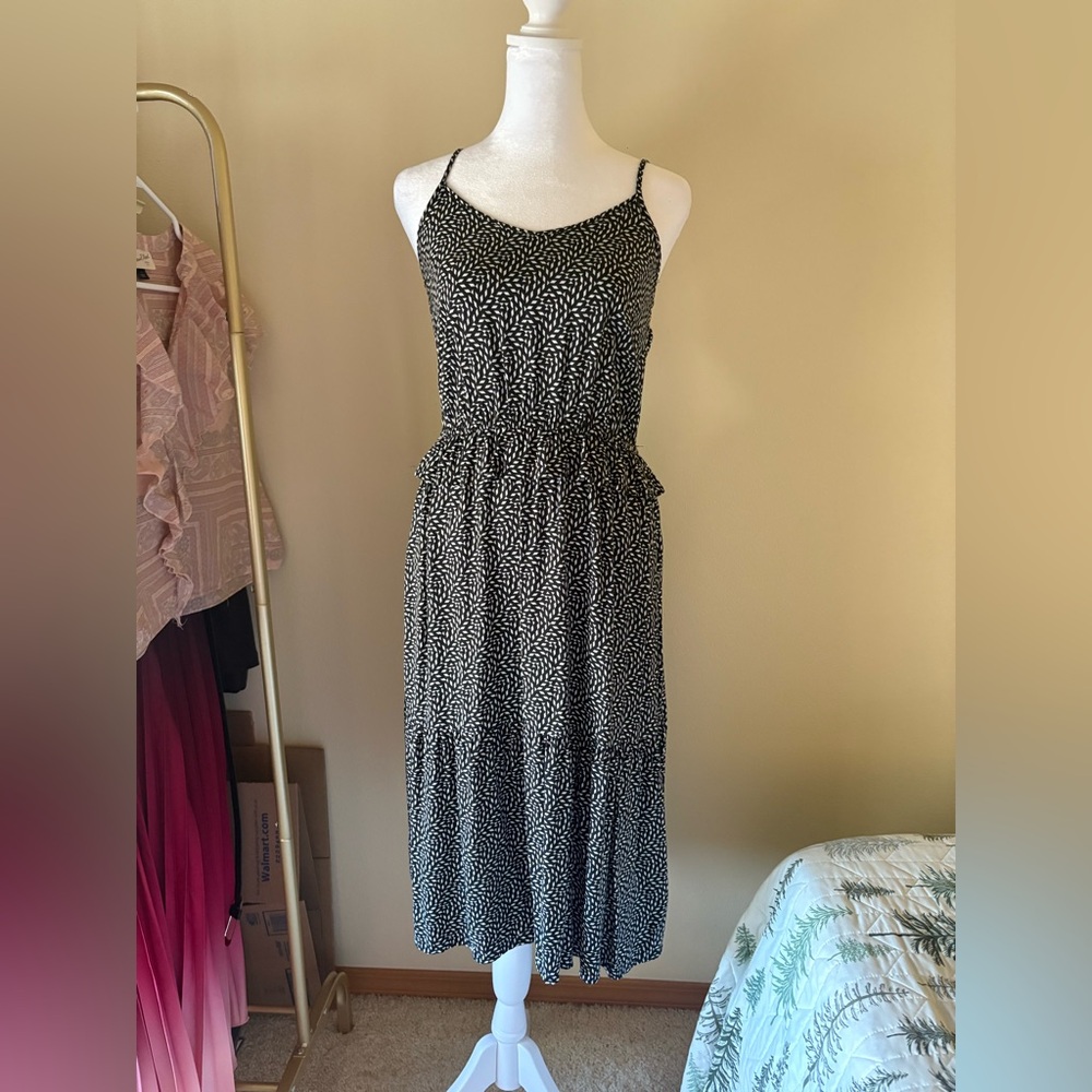 Mossimo Supply Co Black and White Tiered Midi Sundress